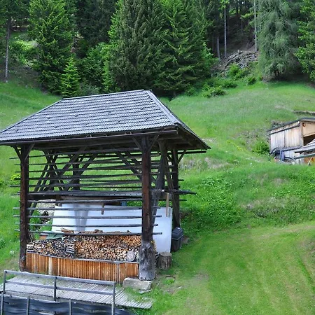 Almen-kraeuter-oberreiter 아파트 Dellach im Drautal